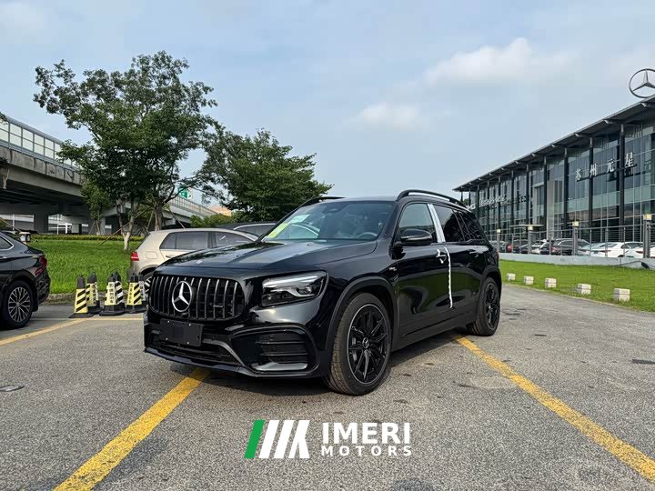 Mercedes-Benz GLB AMG GLB 35 4MATIC