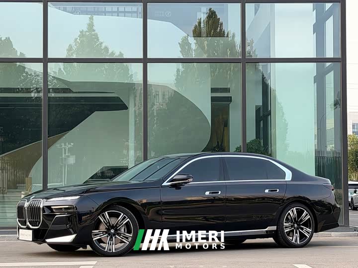 BMW 7 740Li Deluxe Version M