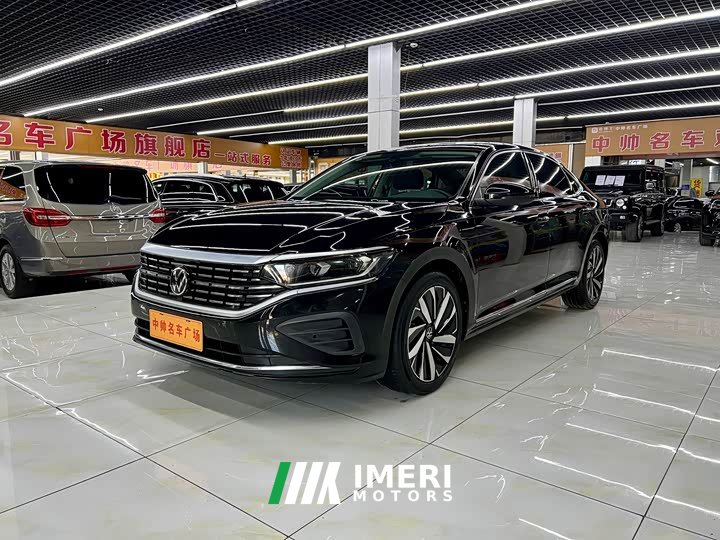 Volkswagen Passat 330TSI Elite Edition