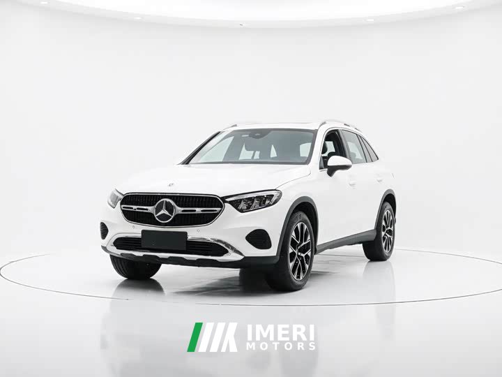 Mercedes-Benz GLC 260 L 4MATIC Version 5