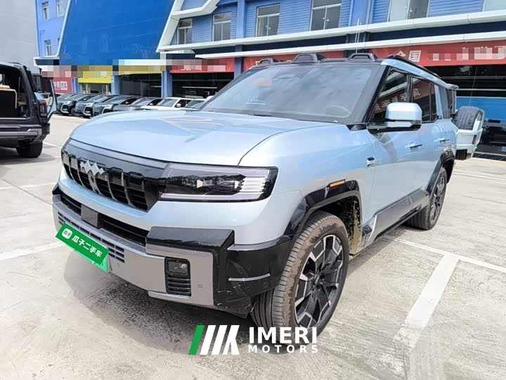Fangchengbao Leopard 8 2025 Zhiyong flagship version 7 seats