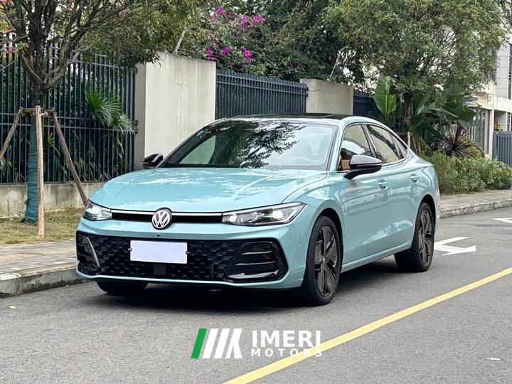 Volkswagen Passat 2025 Pro 380TSI Star Dragon Edition