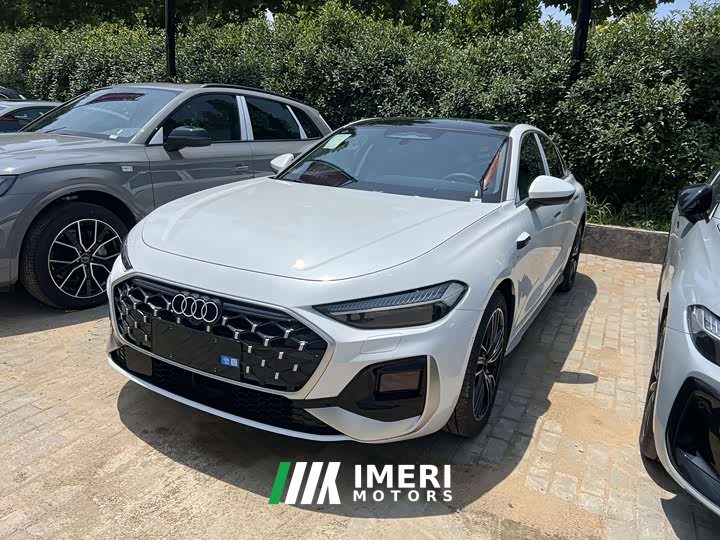 Audi A5L 2.0T Qiankun Smart Driving Edition