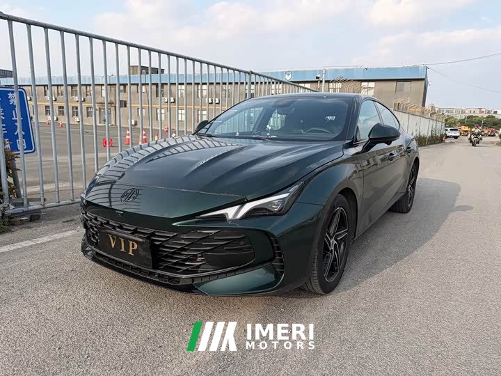 SAIC MG7 1.5T 300 DCTLuxury Edition