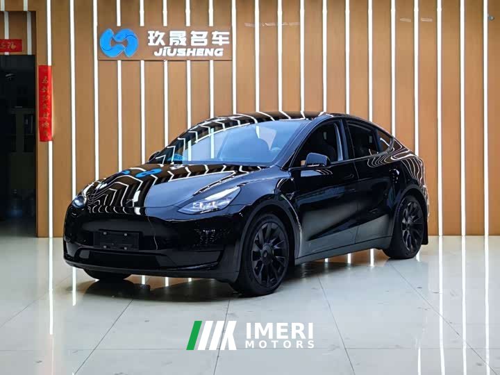 Tesla Model Y 2022 Refresh RWD