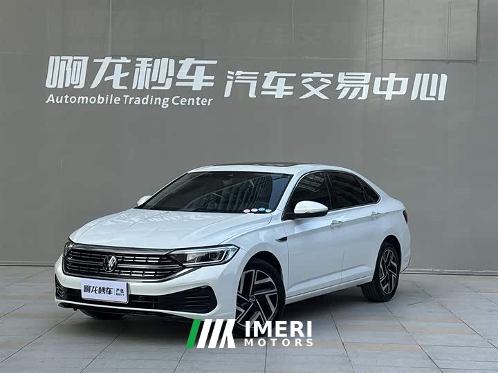 Volkswagen Sagitar 300TSI DSG Beyond Edition