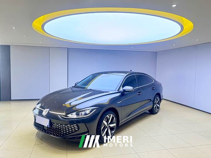 Volkswagen Lamando L 280TSI DSG Cool-La Edition