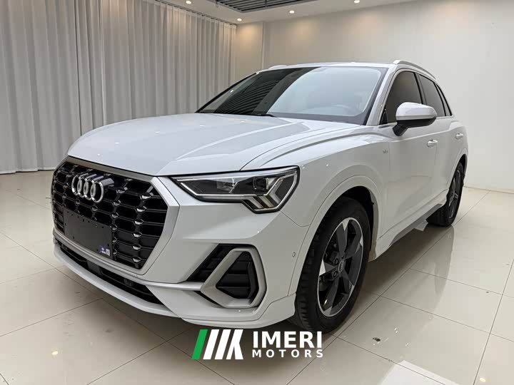 Audi Q3 35 TFSI Fashionable and Dynamic