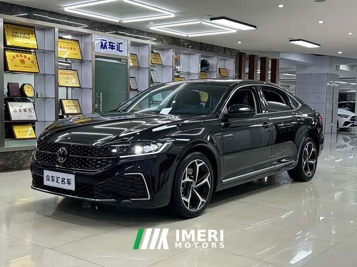 Volkswagen Passat 330TSI Star Elite Edition