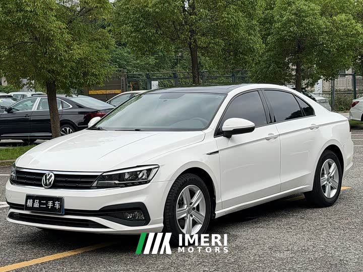 Lynk & Co Lingdu 230TSI DSG Fashion Edition