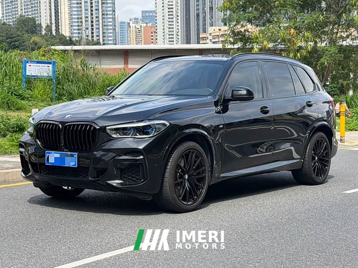 BMW X5 xDrive 30Li Exclusive M Sports Package