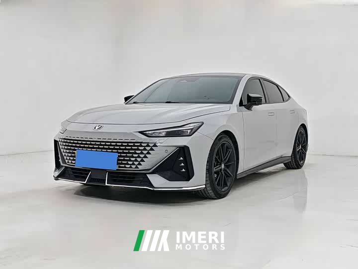 Changan UNI-V 1.5T premium