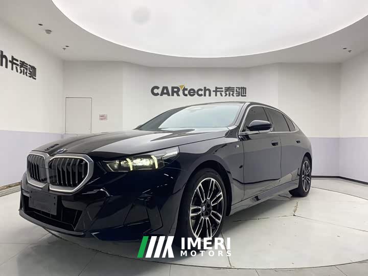 BMW 5 Series 530Li Leading M Sports Package
