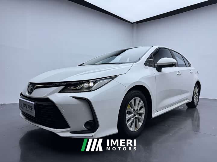 Toyota Corolla 1.5L Pioneer Edition