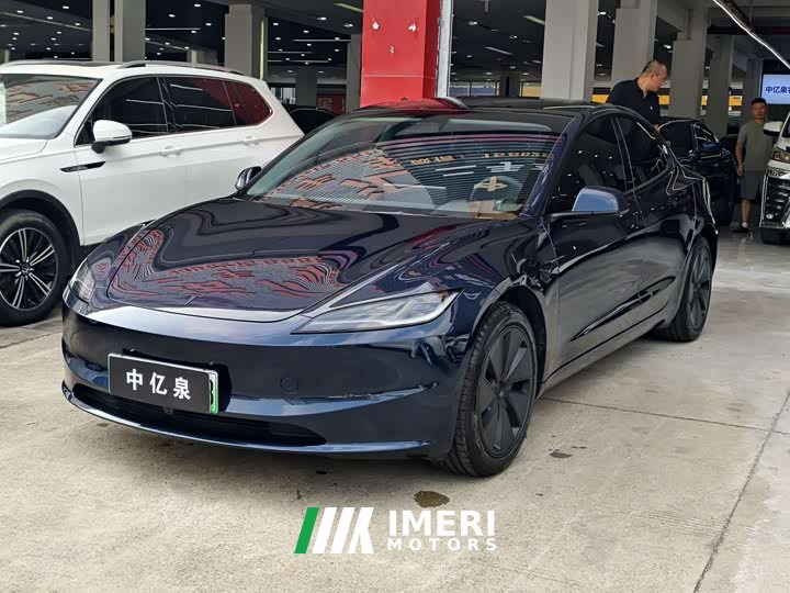Tesla Model 3 2025 facelift rear-wheel drive version