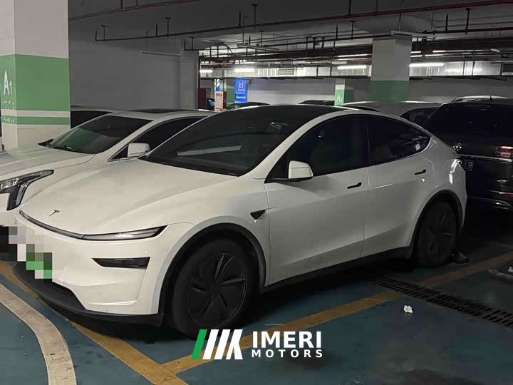 Tesla Model Y rear-wheel drive version