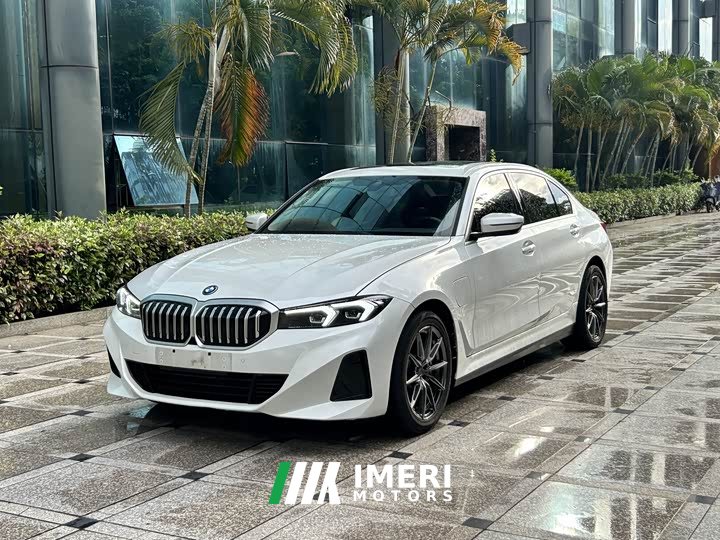 BMW i3 eDrive 35 L