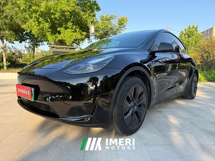 Tesla Model Y 2023 rear-wheel drive version