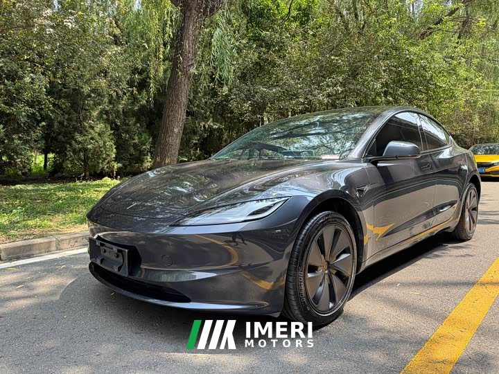 Tesla Model 3 Edition