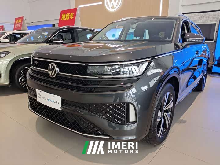 Nissan Tavendor 380TSI 4Motion R-Line Touring Edition