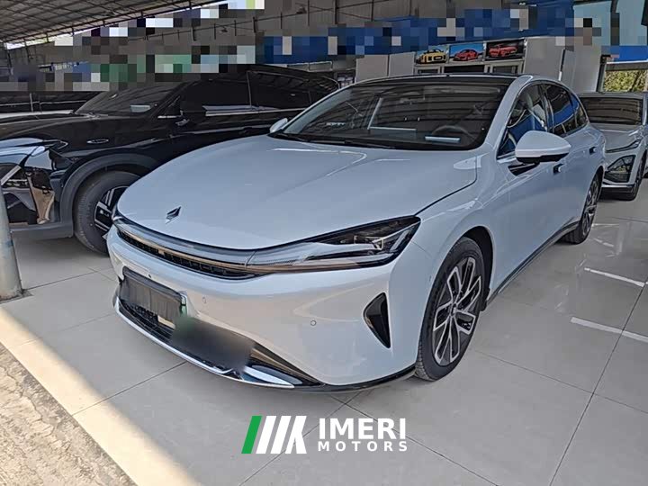 Baojun Xiangjing plug-in hybrid 140km luxury version