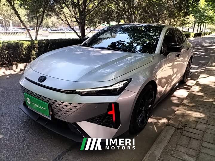 Changan UNI-V 1.5T premium