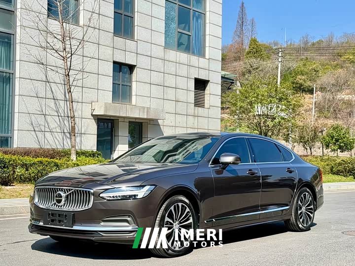 Volvo S90 B5 Luxury Edition