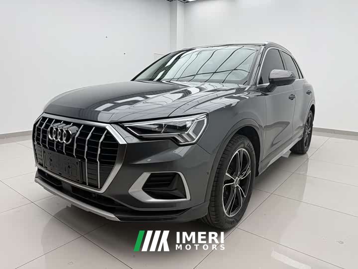 Audi Q3 35 TFSI Fashionable and Elegant