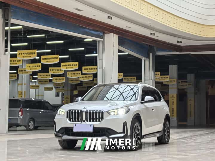 BMW X1 sDrive25Li X design package