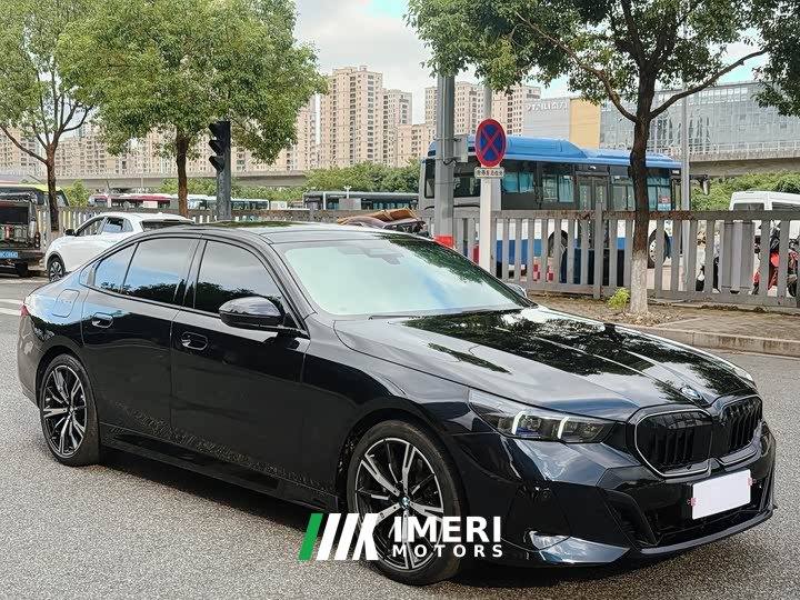 BMW 5 Series (Imported) 530i Exclusive M Sports Package