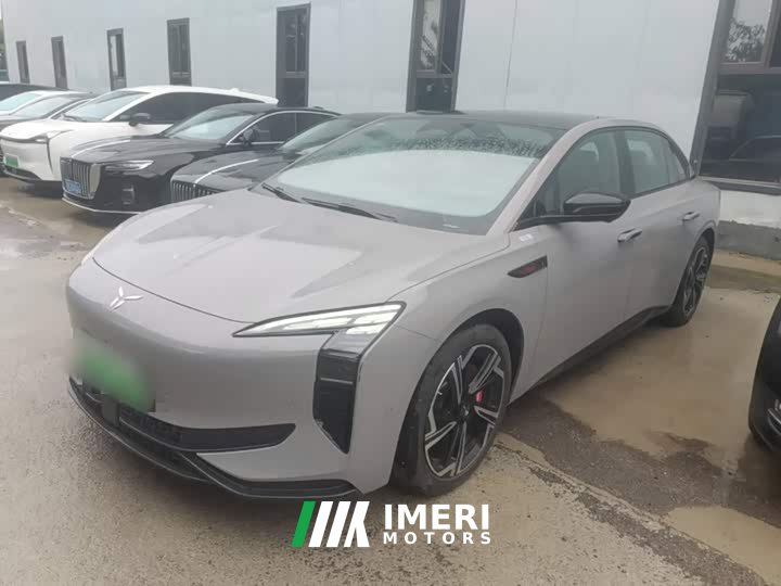 FAW EH7 760 Pro AWD Edition