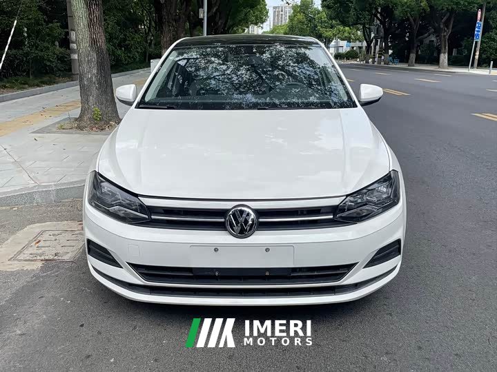 Volkswagen Polo Plus 1.5L Edition