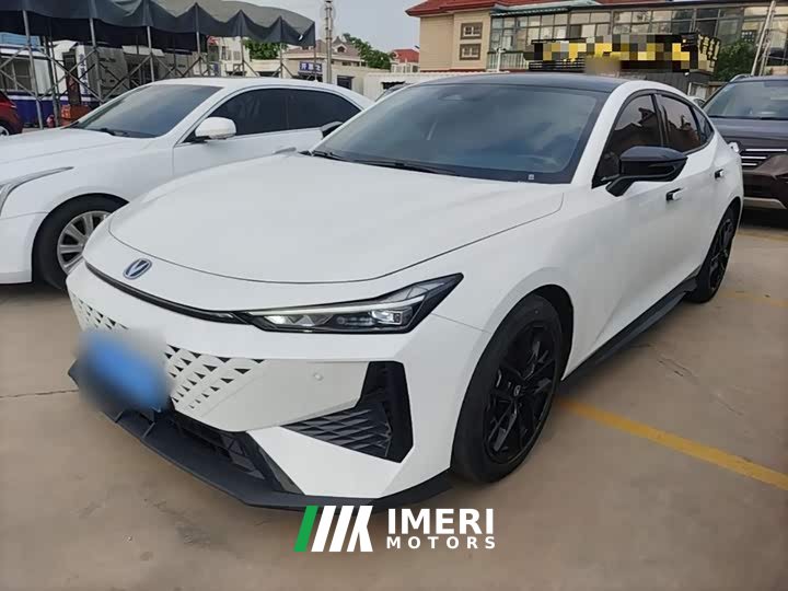 Changan UNI-V 1.5T Prestige Edition