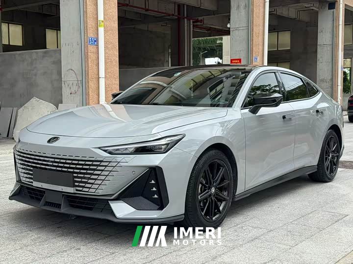 Changan UNI-V 1.5T premium