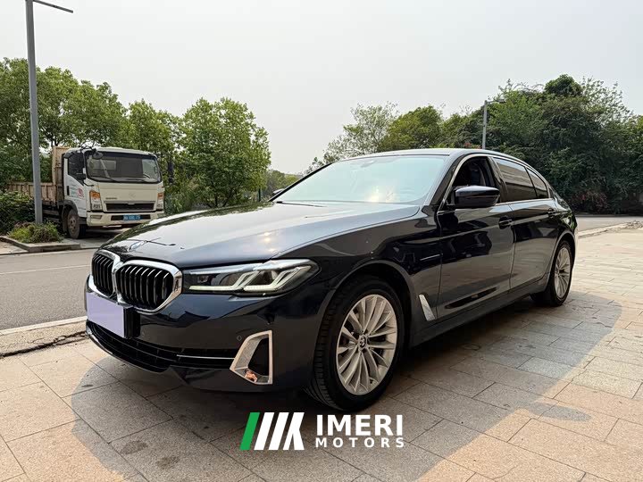 BMW 5 Series facelift 525Li luxury package