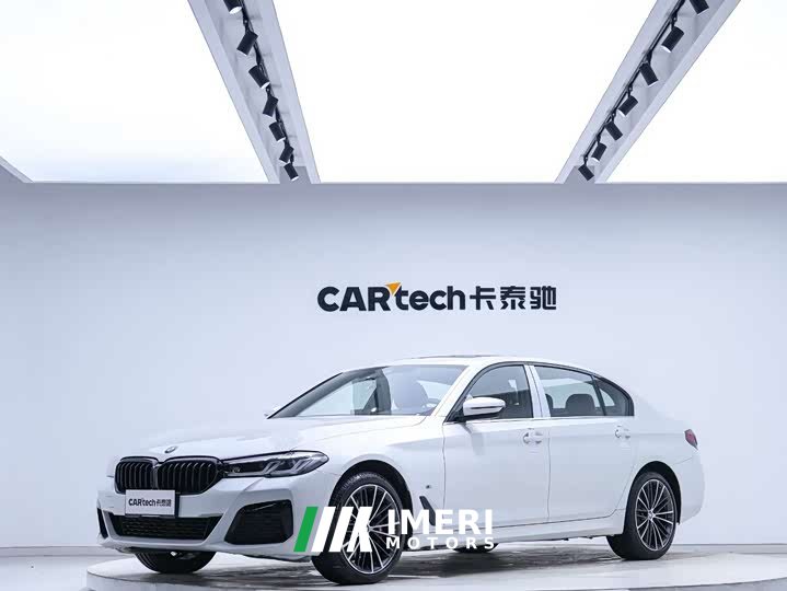 BMW 5 Series facelift 530Li leading M sports package