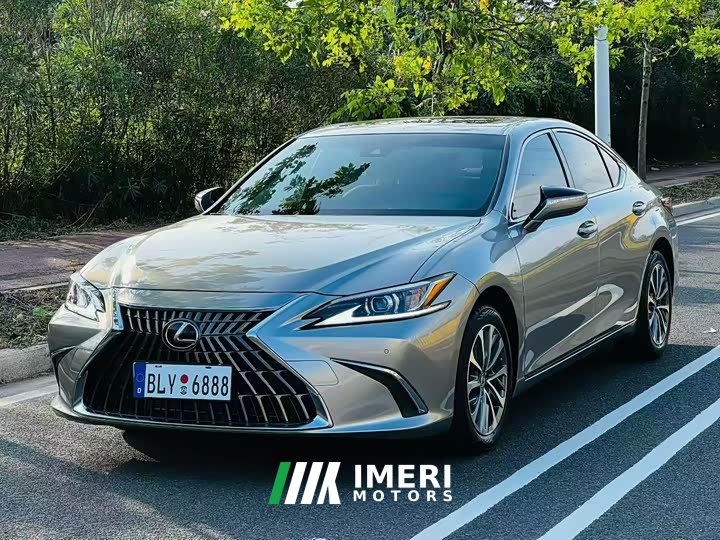 Lexus ES 200 Excellence Edition