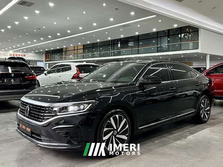 Volkswagen Passat 330TSI Elite Edition