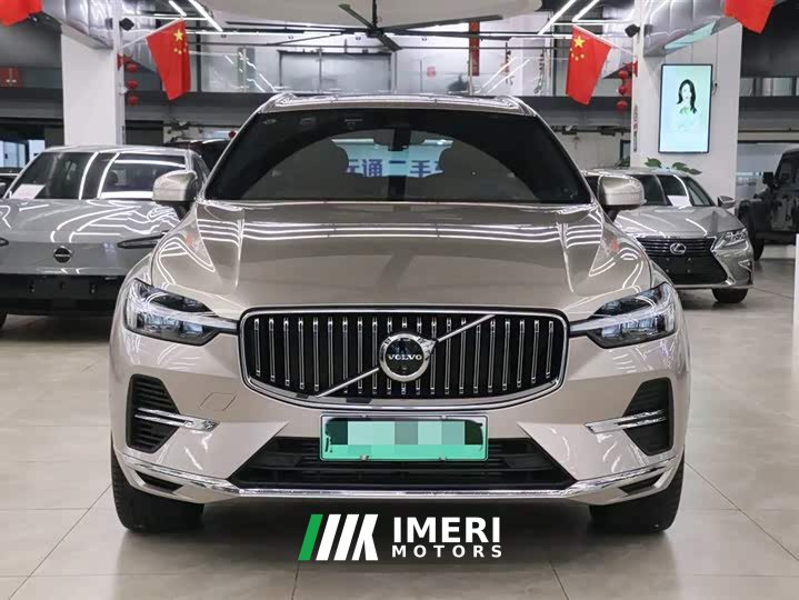 Volvo XC60 plug-in hybrid T8 plug-in hybrid long-range four-wheel drive Zhiya luxury version