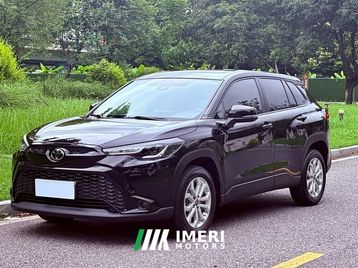 Mercedes-Benz Fenglanda 2022 2.0L CVT leading version