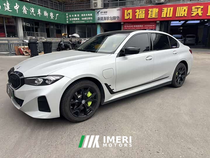 BMW i3 2022 eDrive 35 L