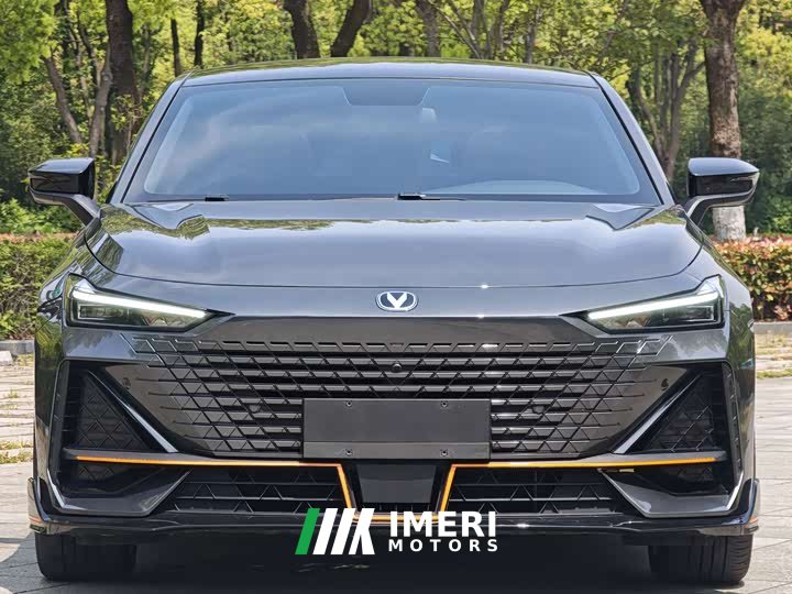 Changan UNI-V 1.5T premium