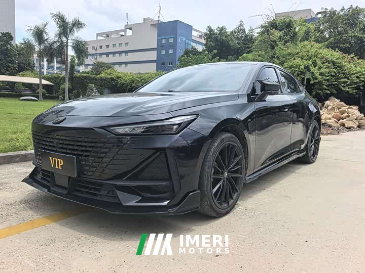 Changan UNI-V 2022 1.5T sports version
