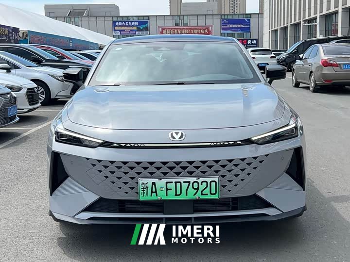 Changan UNI-V Smart Electric iDD 2024 Blue Whale Smart iDD 136km Smart