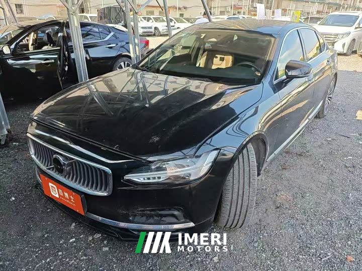 Volvo S90 B5 Luxury Edition