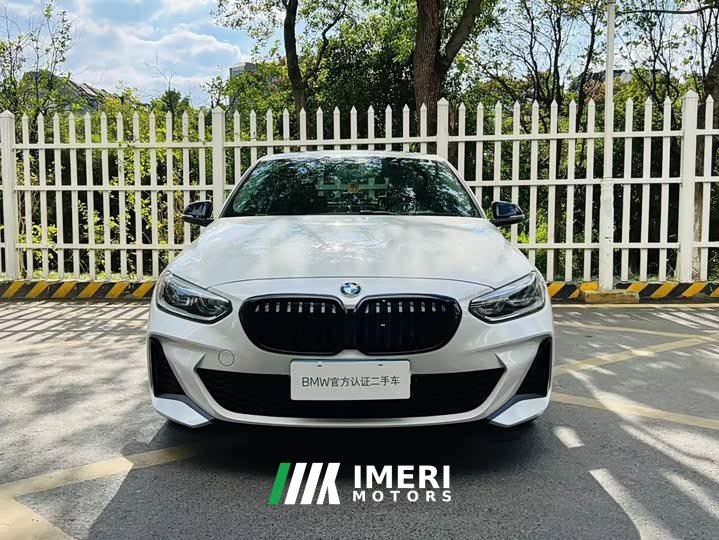 BMW 1 Series facelift 120i M Sports Night Edition