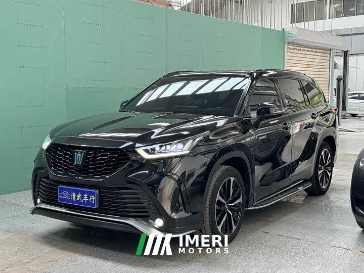 Toyota Crown Lufang 2.5L HEV four-wheel drive luxury version