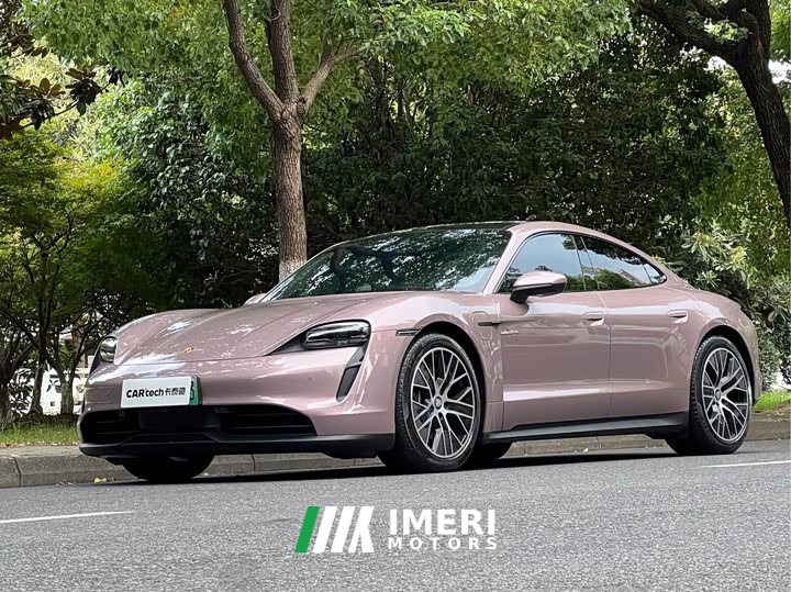 Porsche Taycan 2022 facelift Taycan