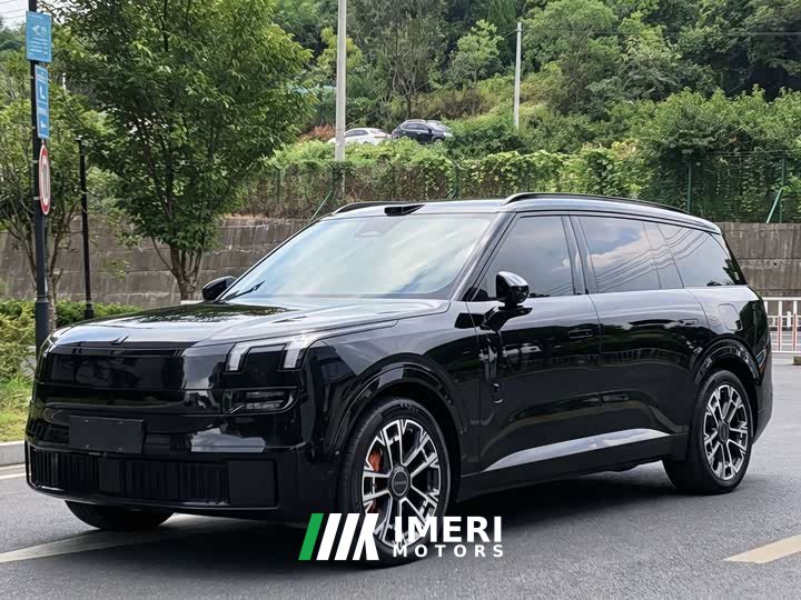 Lynk & Co 900 1.5T Ultra 6-seater