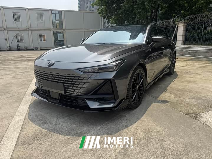 Changan UNI-V 1.5T Sport Edition